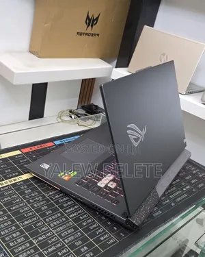 New Laptop Asus ROG Strix G15 16GB AMD Ryzen 9 SSD 1T