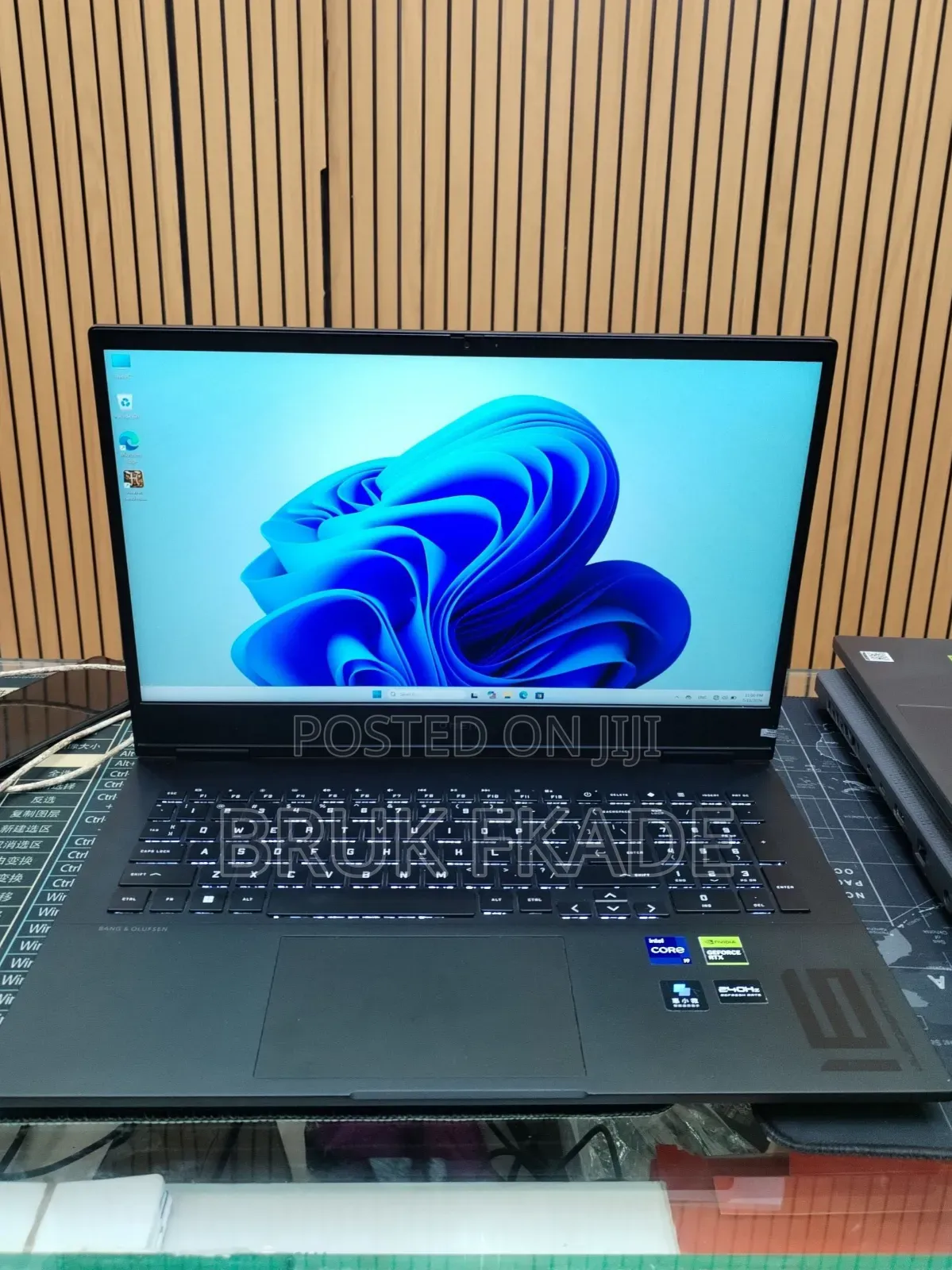 New Laptop HP Omen 16 16GB Intel Core i9 SSD 1T