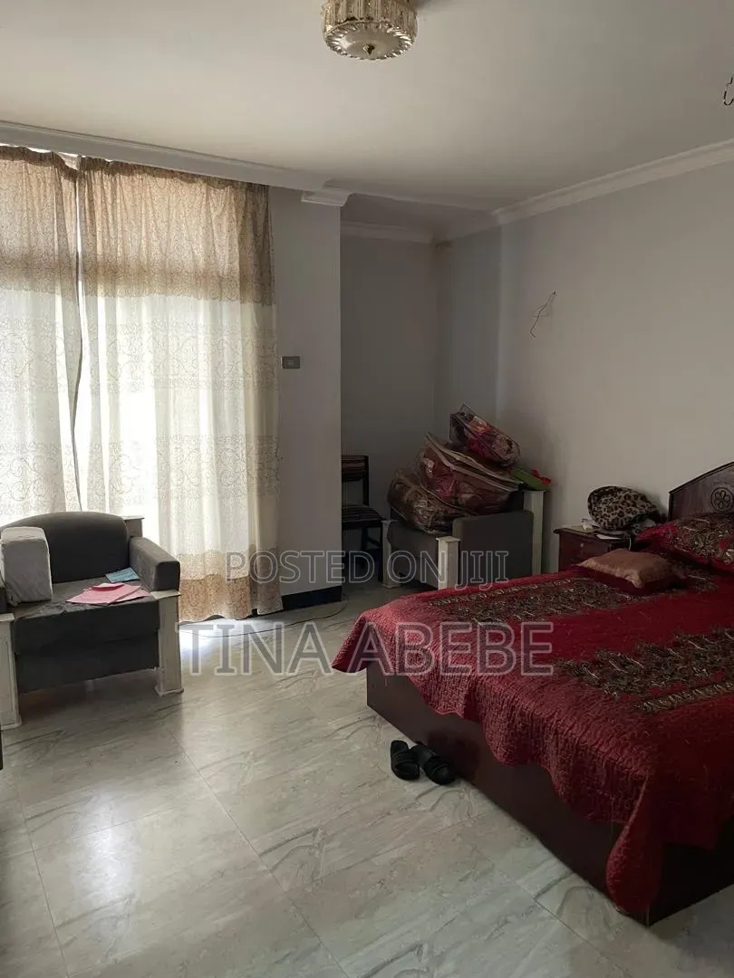 4bdrm House in Akaky Kaliti for sale