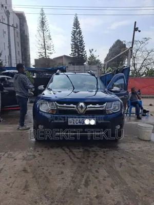 Renault Duster 2017 Blue
