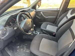 Renault Duster 2017 Blue