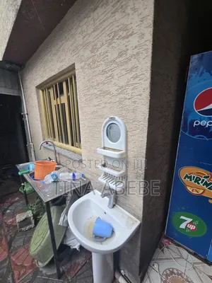 4bdrm Villa in Akaky Kaliti for sale