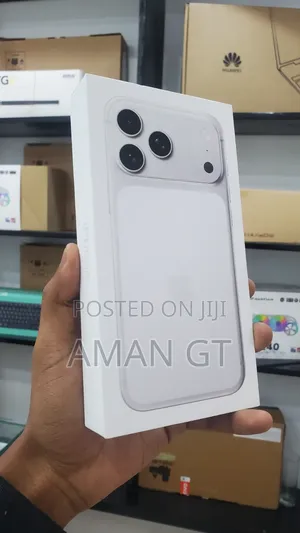 New Apple iPhone 17 Pro Max 256 GB Silver