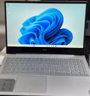 New Laptop Dell Inspiron 15 8GB Intel Core i5 SSD 256GB