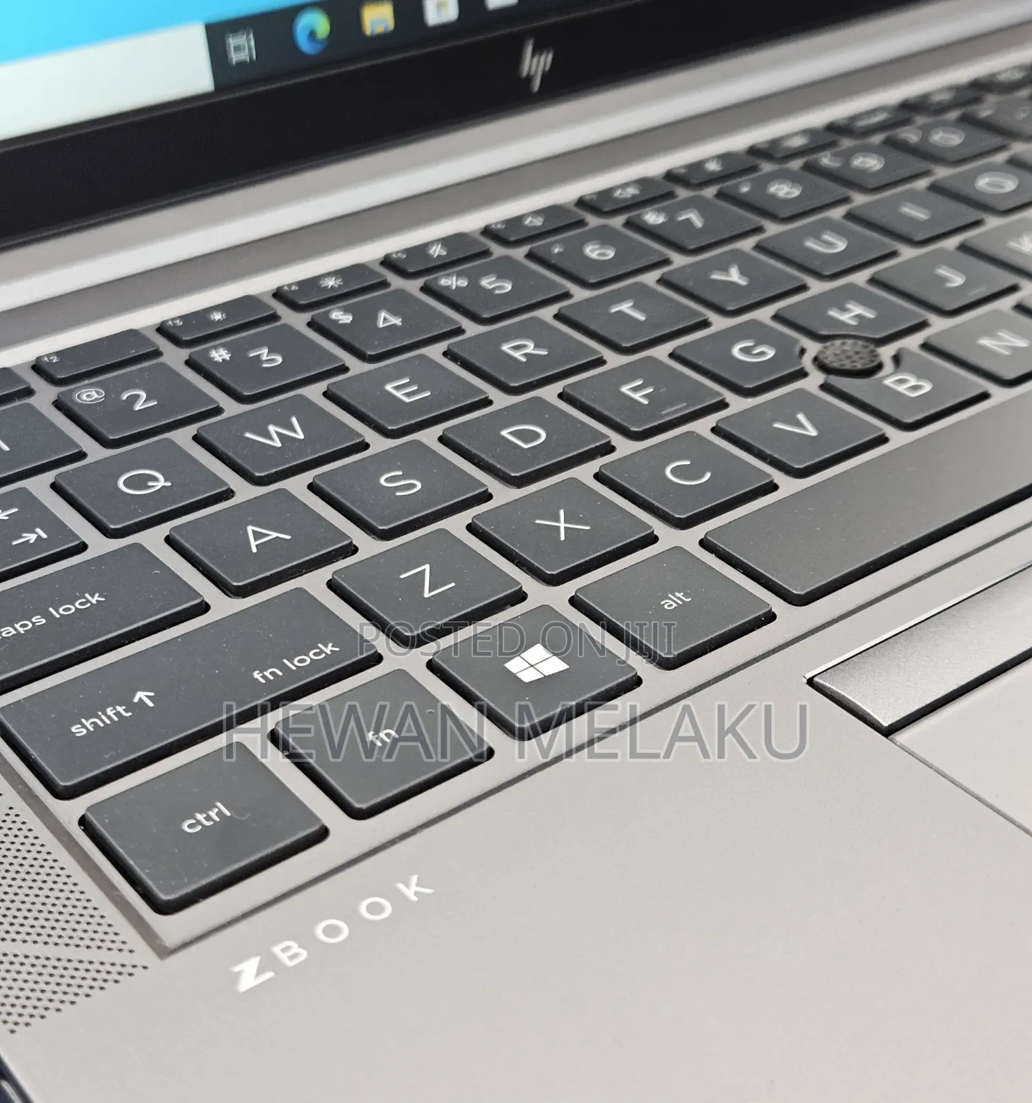New Laptop HP ZBook Firefly G8 16GB Intel Core i7 SSD 512GB
