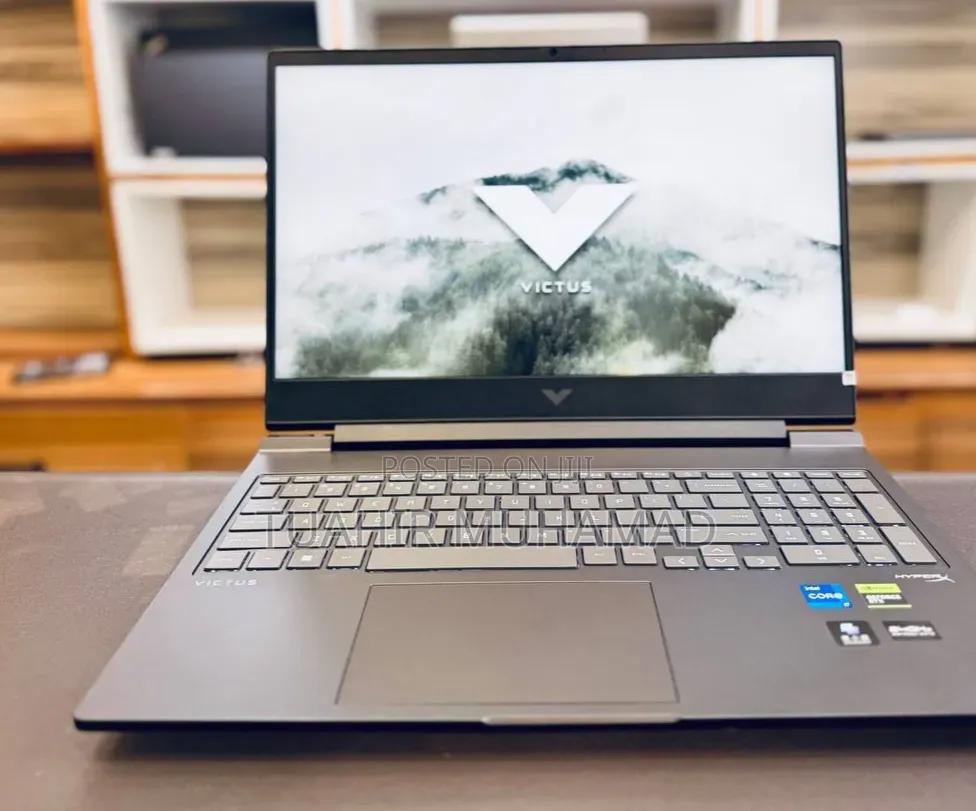 New Laptop HP Victus 16 16GB Intel Core i7 SSHD (Hybrid) 1T