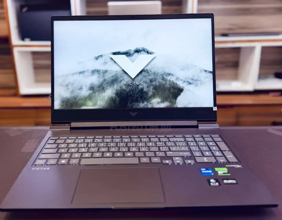 New Laptop HP Victus 16 16GB Intel Core i7 SSHD (Hybrid) 1T
