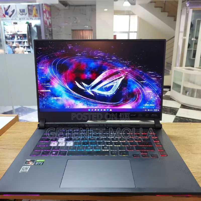 New Laptop Asus ROG Strix G15 16GB Intel Core Ultra 7 SSD 512GB