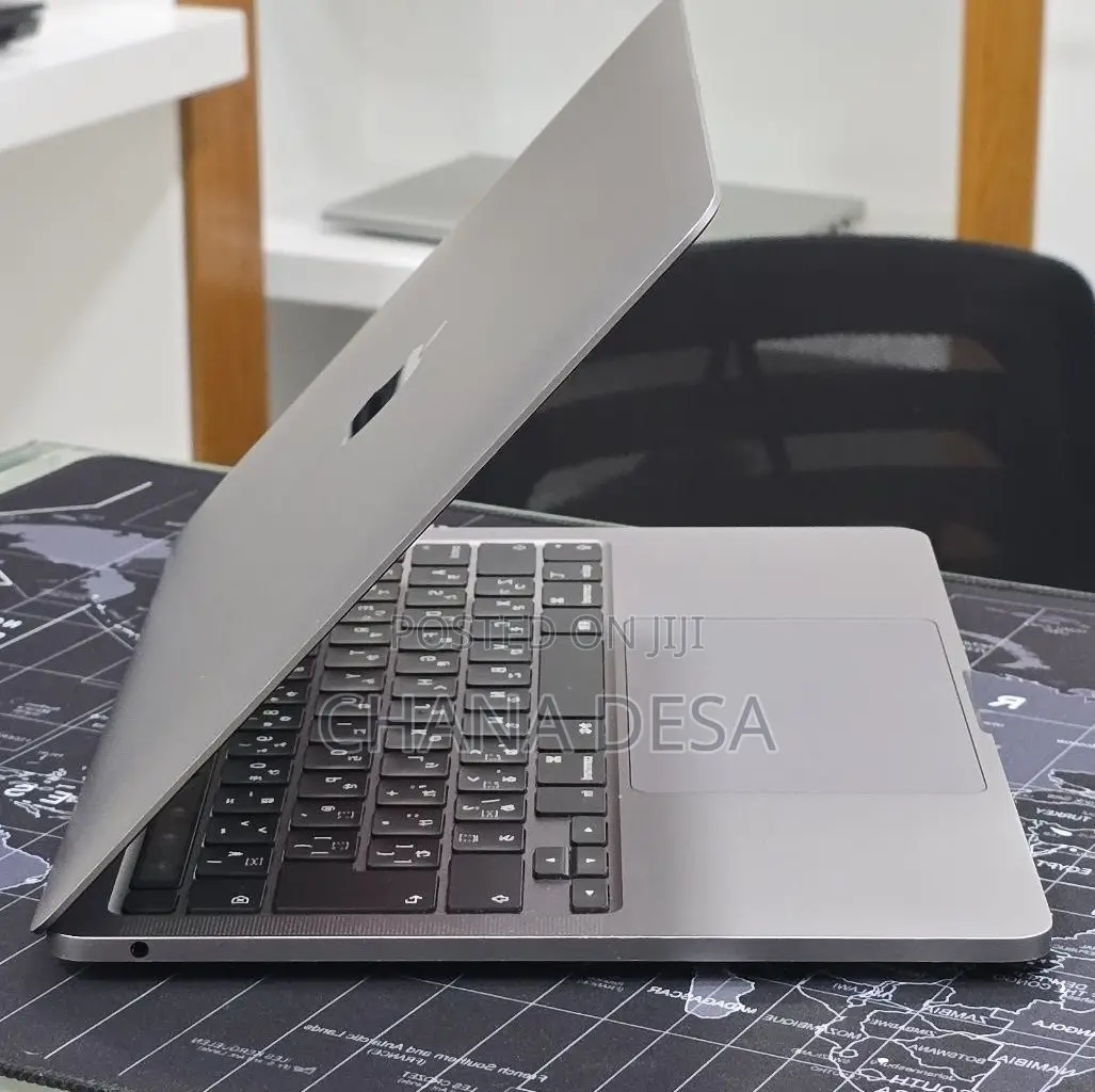 New Laptop Apple MacBook Pro 2020 M1 16GB Apple M1 Pro SSD 512GB
