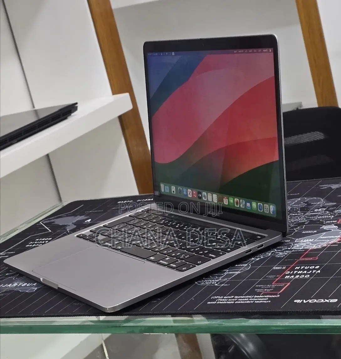 New Laptop Apple MacBook Pro 2020 M1 16GB Apple M1 Pro SSD 512GB