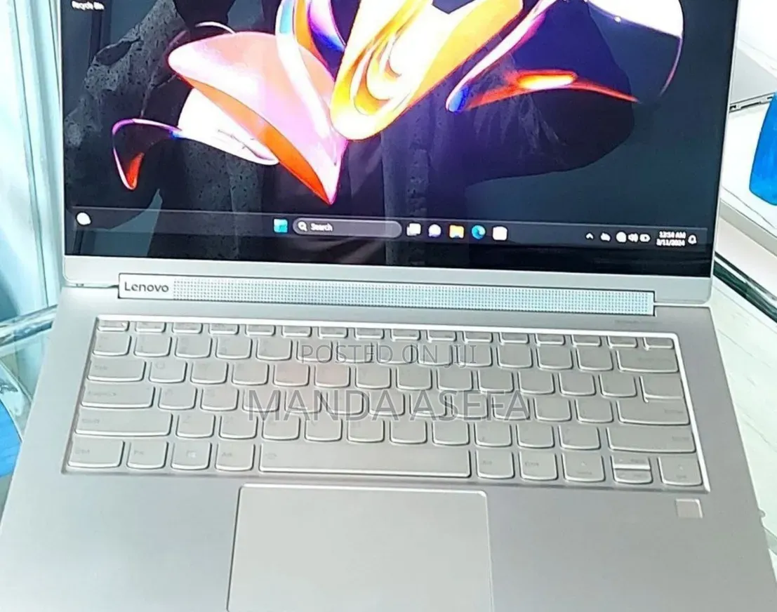 New Laptop Lenovo Yoga 9i 16GB Intel Core i7 SSD 512GB