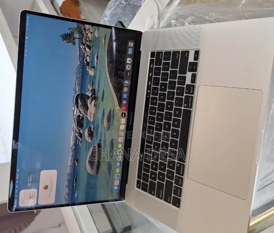 New Laptop Apple MacBook Pro 2019 32GB Intel Core i9 SSD 1T