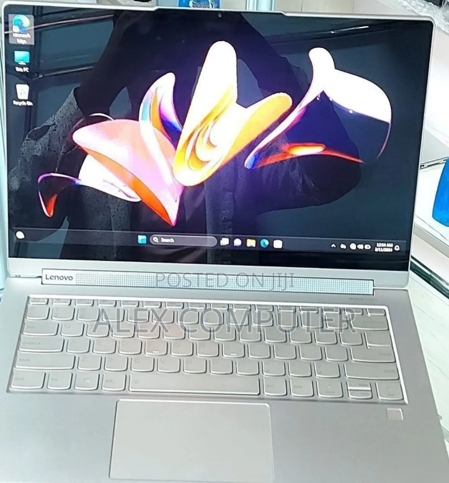 New Laptop Lenovo ThinkPad Yoga 16GB Intel Core i7 SSD 512GB