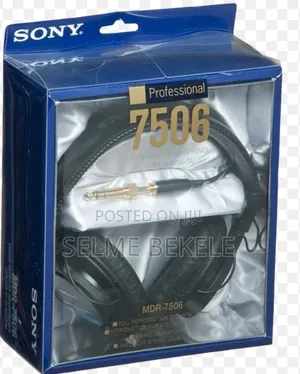Type: Dynamic Closed_back Over-Ear Headphones