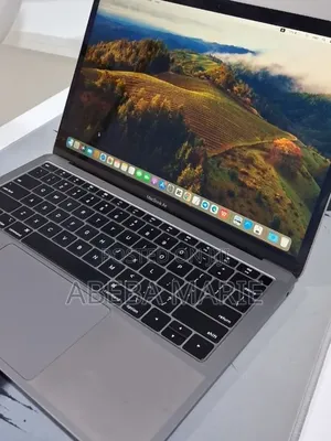 New Laptop Apple MacBook Air 2019 8GB Intel Core i5 SSD 128GB