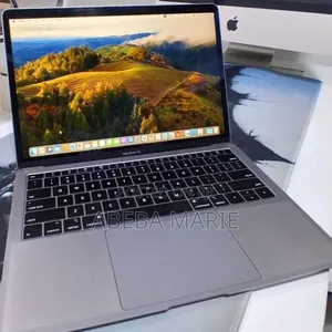 New Laptop Apple MacBook Air 2019 8GB Intel Core i5 SSD 128GB