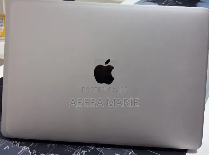 New Laptop Apple MacBook Air 2019 8GB Intel Core i5 SSD 128GB