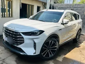Jetour X70 Plus 2023 Ivory