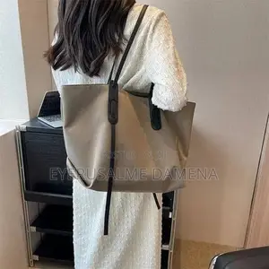 Girls Luxury and Quality Hand Bag