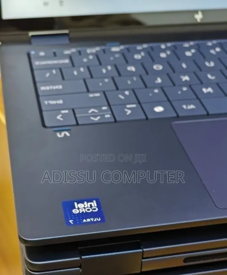 New Laptop HP OmniBook X Flip 14" 16GB Intel Core Ultra 7 SSD 1T