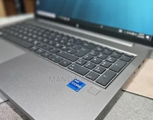 New Laptop HP ZBook Firefly G8 16GB Intel Core i7 SSD 512GB