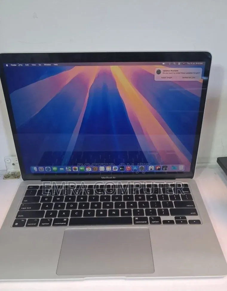 New Laptop Apple MacBook Air 2022 M2 8GB Apple M1 SSD 256GB