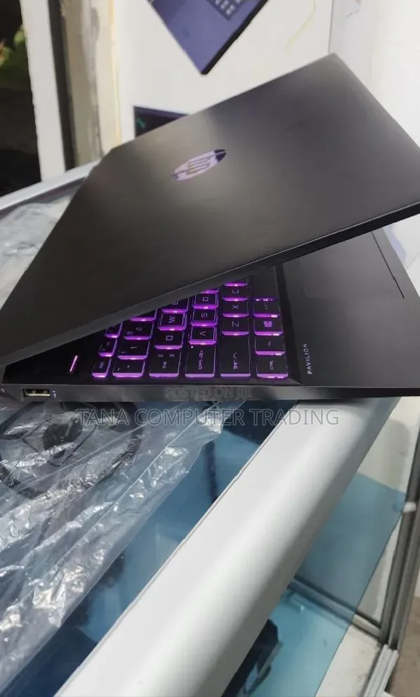 New Laptop HP Pavilion Power 15 16GB AMD Ryzen 7 SSD 512GB