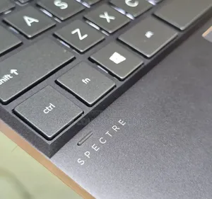 New Laptop HP Spectre 16GB Intel Core i7 SSD 1T