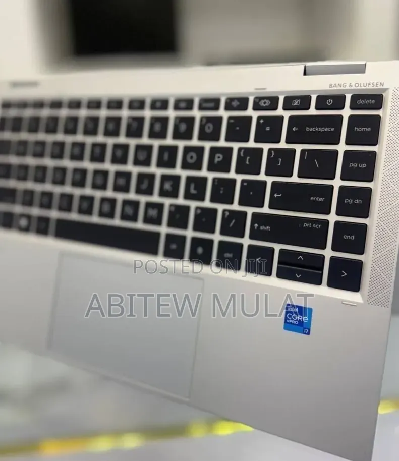 New Laptop HP EliteBook 1040 G8 32GB Intel Core i7 SSD 512GB