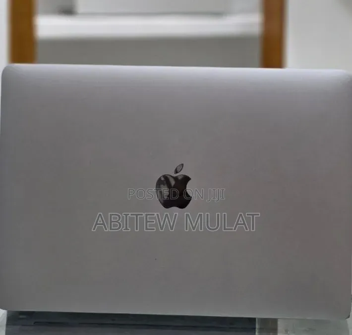 New Laptop Apple MacBook Air 2020 M1 8GB Apple M1 SSD 256GB