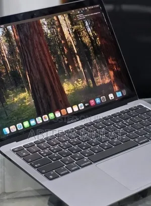 New Laptop Apple MacBook Air 2020 M1 8GB Apple M1 SSD 256GB