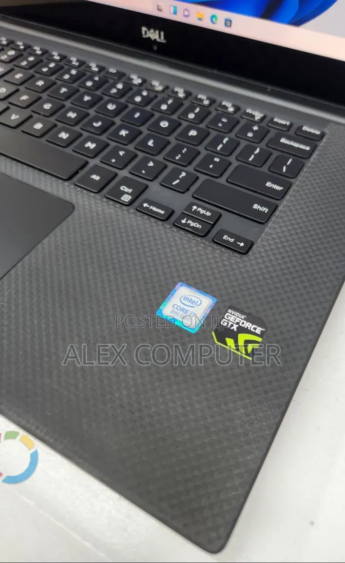 New Laptop Dell XPS 15 16GB Intel Core i7 SSD 512GB