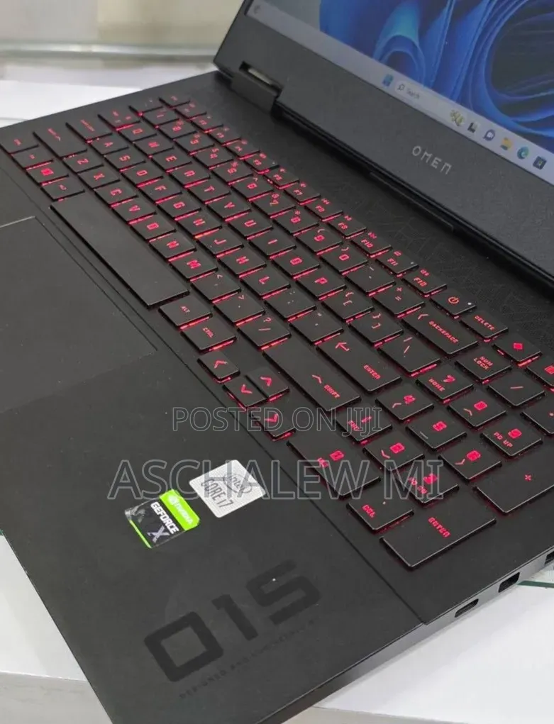 New Laptop HP Omen 15 16GB Intel Core i7 SSD 512GB