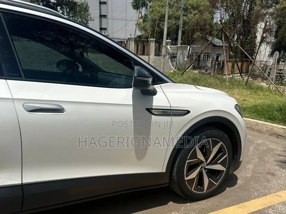 Volkswagen ID.4 2022 White