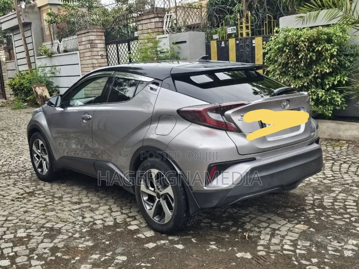 Toyota C-HR 2020 Ivory