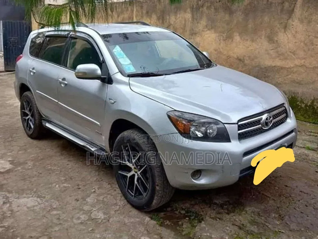 Toyota RAV4 2008 Silver