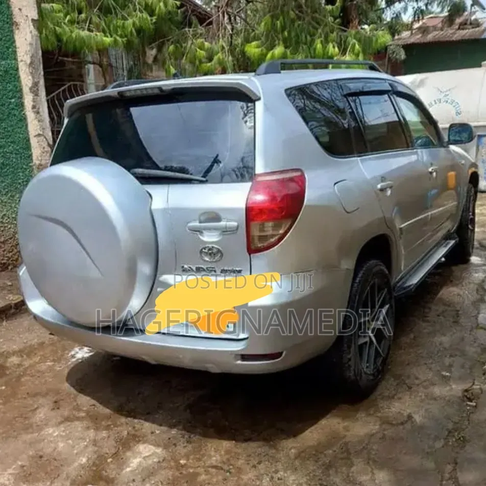 Toyota RAV4 2008 Silver