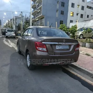 Suzuki Dzire 2022 Gray