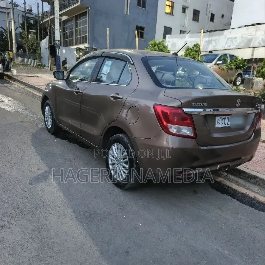 Suzuki Dzire 2022 Gray