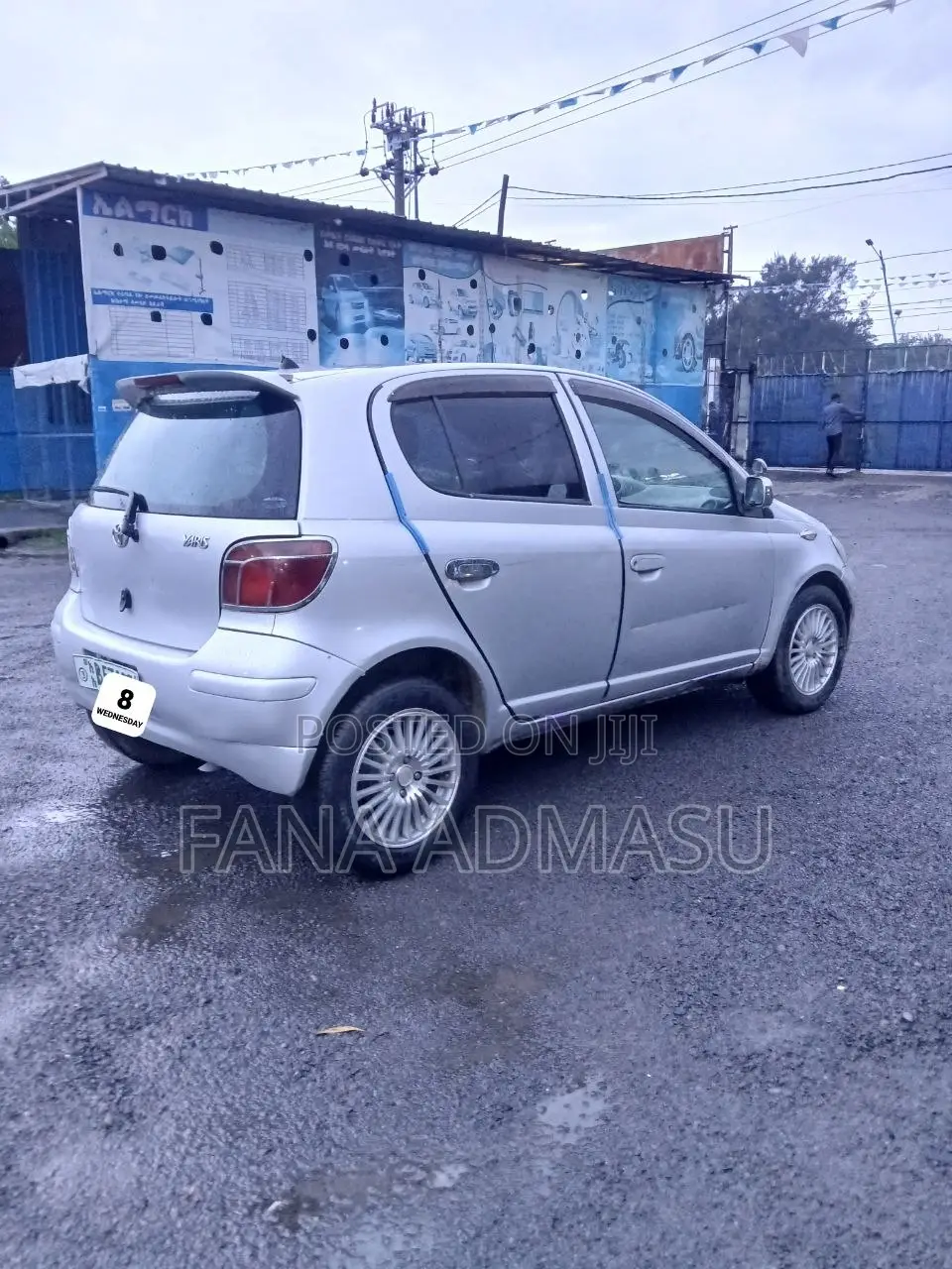 Toyota Vitz 2003 Silver