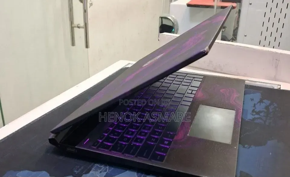 New Laptop HP Pavilion 15 16GB Intel Core i7 SSD 512GB