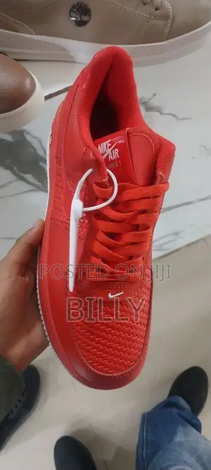 Nike Air Force 1