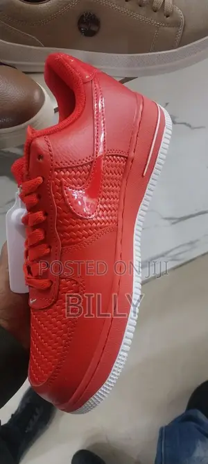Nike Air Force 1
