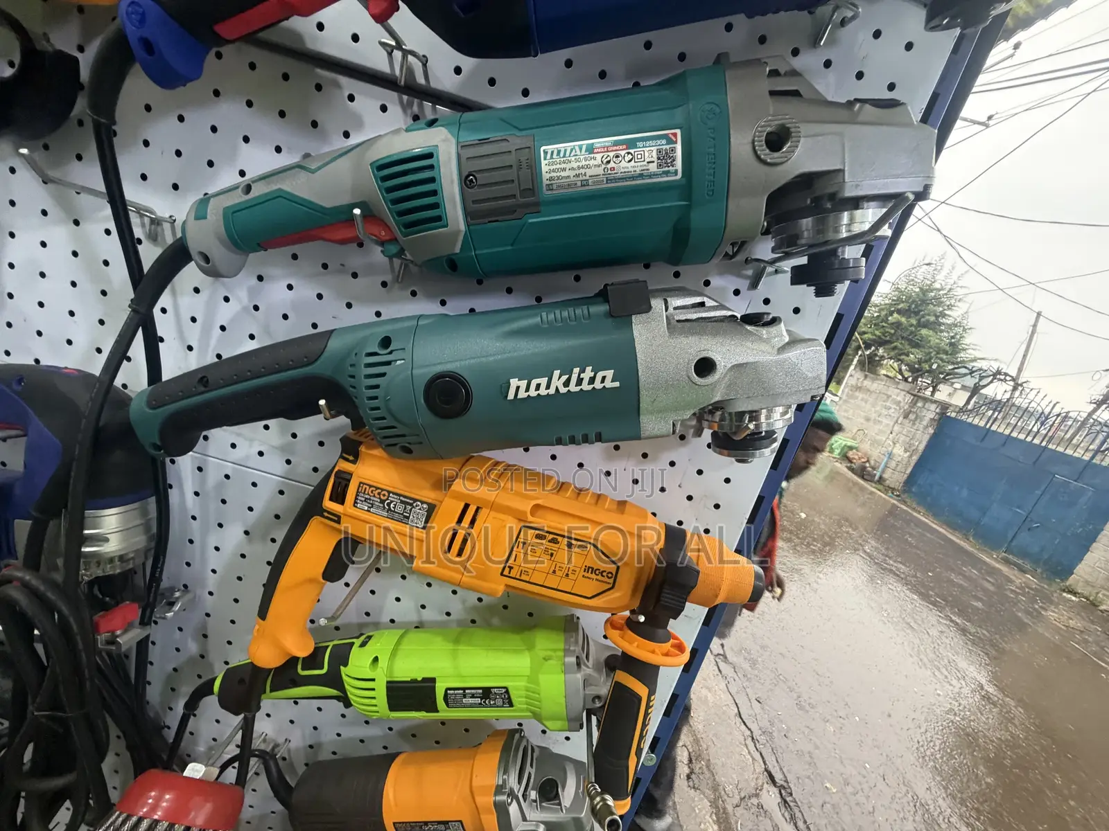 Makita Angle Grinder