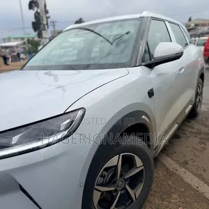 BYD Yuan Up 2025 Ivory