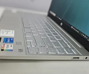 New Laptop HP Pavilion 13 8GB Intel Core i5 SSD 512GB