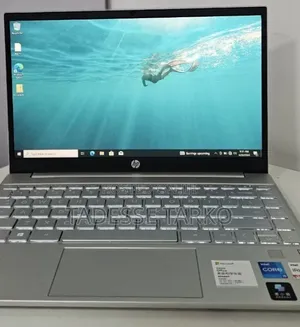 New Laptop HP Pavilion 13 8GB Intel Core i5 SSD 512GB