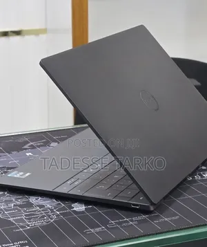 New Laptop Dell XPS 13 16GB Intel Core i7 SSD 512GB