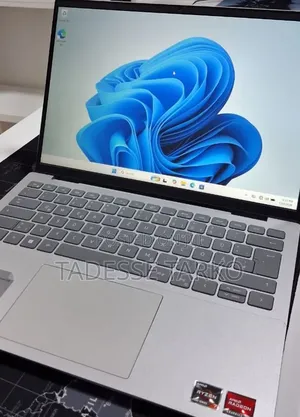New Laptop Dell Inspiron 14 16GB AMD Ryzen 7 SSD 1T