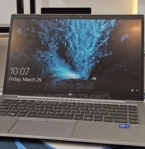New Laptop HP ZBook Firefly 14 G10 16GB Intel Core i7 SSD 512GB